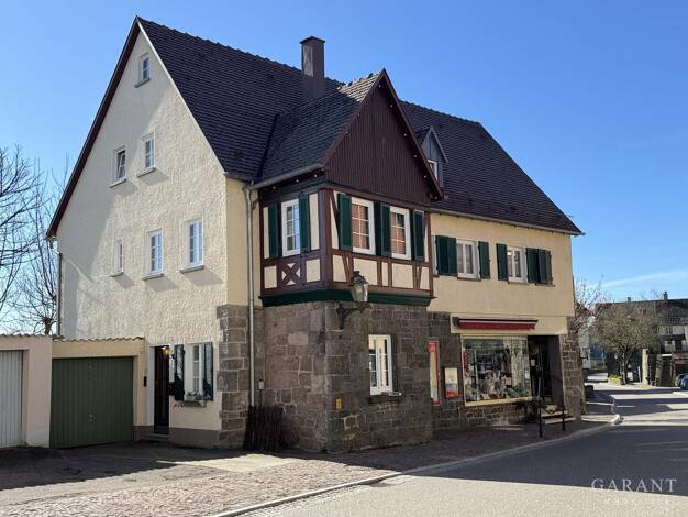 Einfamilienhaus zum Kauf 200.000 € 14 Zimmer 180 m² 303 m² Grundstück Waldenburg 74638