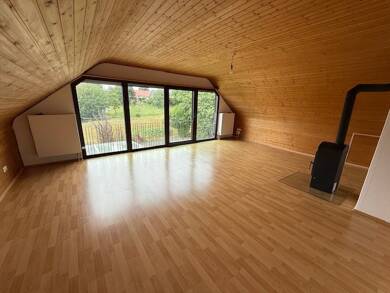 Wohnung zur Miete 620 € 3 Zimmer 75 m² Dachgeschoss, 1. Geschoss frei ab sofort Im Kies 17 Neuses am Berg Dettelbach 97337