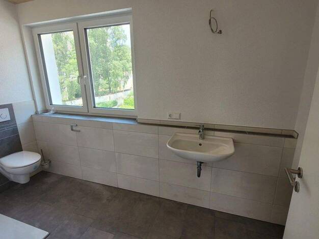 Wohnung zur Miete 650 € 2 Zimmer 65 m² 1. Geschoss frei ab 01.04.2026 Onstmettingen Albstadt 72461