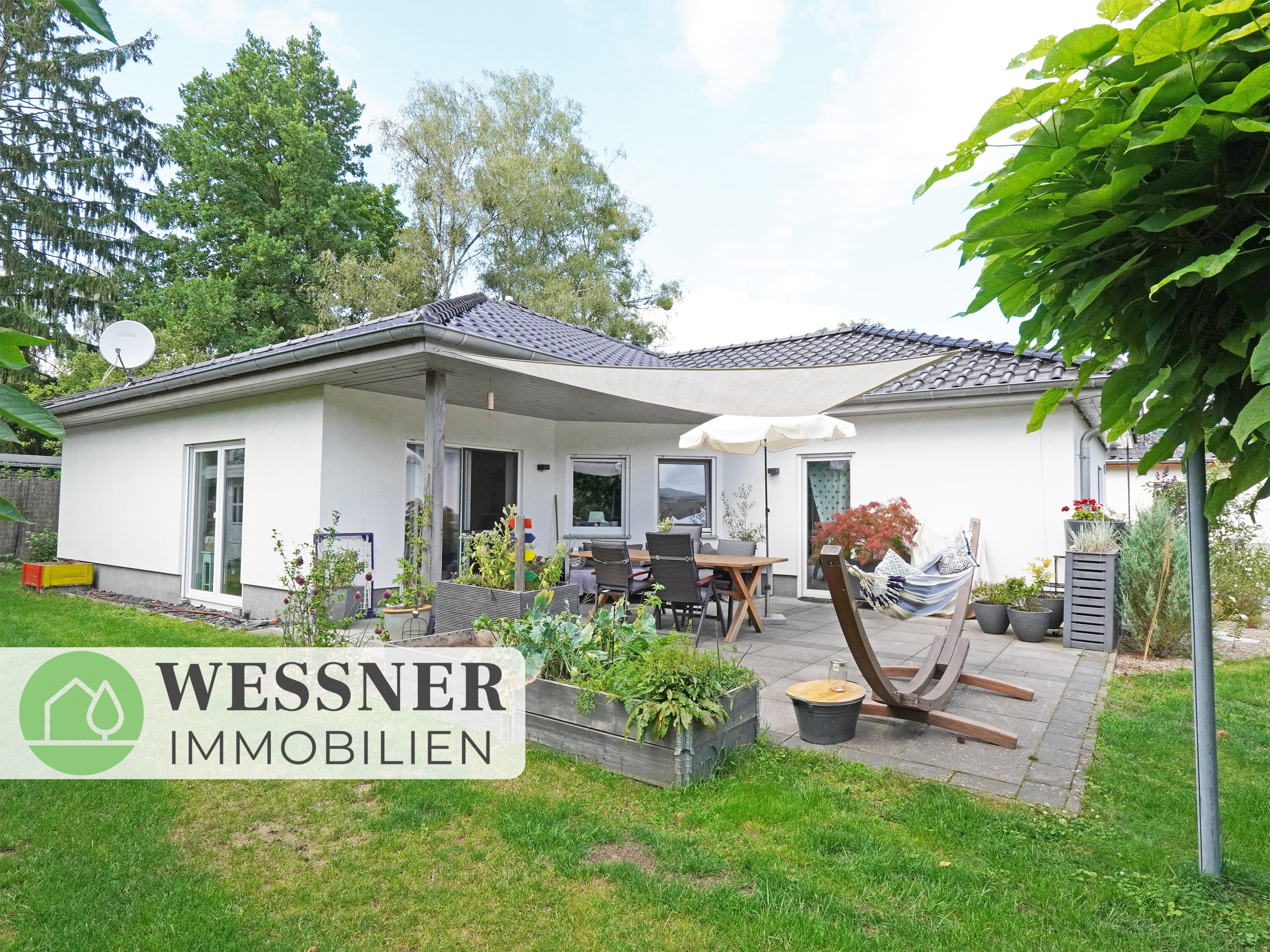 Bungalow zum Kauf 650.000 € 5 Zimmer 133 m²<br/>Wohnfläche 753 m²<br/>Grundstück Falkenhain Falkensee 14612