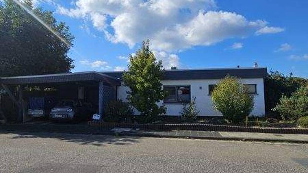 Einfamilienhaus zum Kauf 439.000 € 5 Zimmer 140 m² 528 m² Grundstück Niederrodenbach Rodenbach / Niederrodenbach
