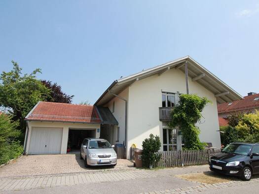 Doppelhaushälfte zur Miete 1.200 € 4 Zimmer 109 m² 200 m² Grundstück Heidestraße 21 Pocking Pocking 94060