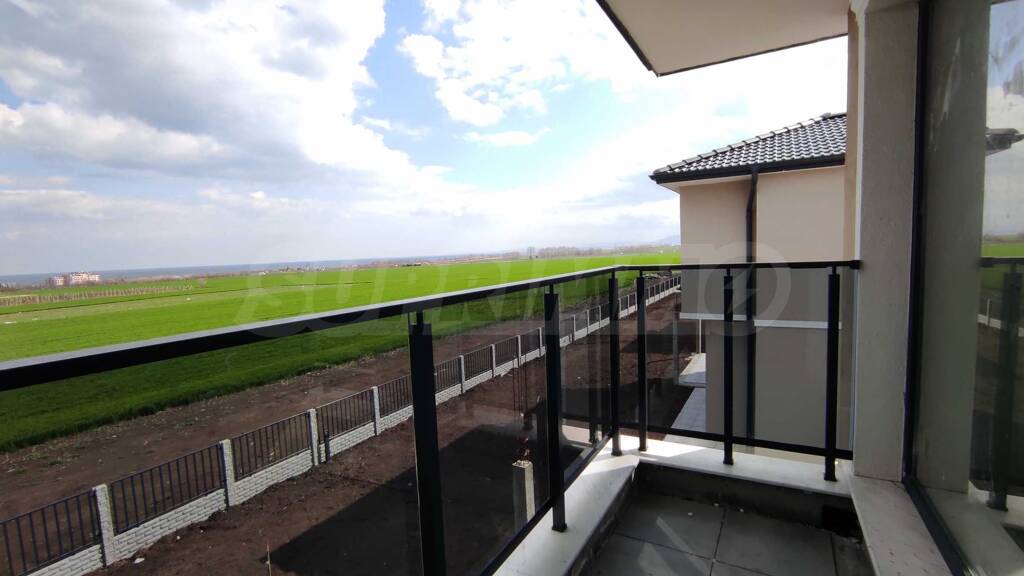 Reihenmittelhaus zum Kauf 199.500 € 4 Zimmer 148,8 m² Burgas