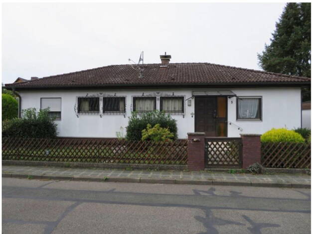 Einfamilienhaus zum Kauf provisionsfrei 695.000 € 6 Zimmer 138 m² 695 m² Grundstück Fischbach Nürnberg 90475