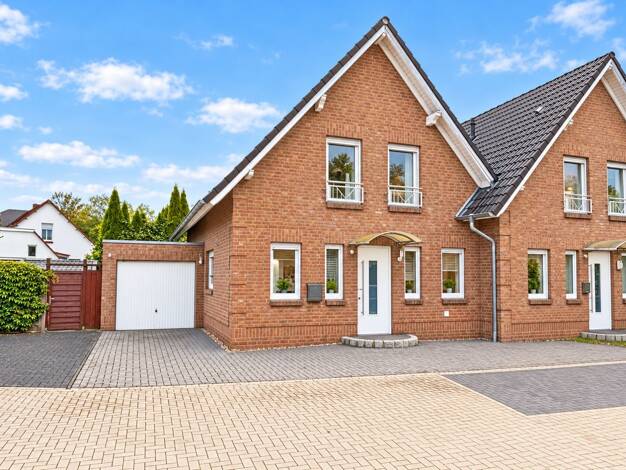 Doppelhaushälfte zum Kauf 379.000 € 4 Zimmer 109,1 m² 274 m² Grundstück Gronau Gronau 48599