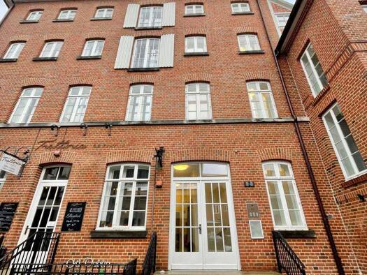 Wohnung zur Miete 810 € 2 Zimmer 58 m² 2. Geschoss frei ab 01.05.2026 Am Stintmarkt 2 Altstadt Lüneburg 21335