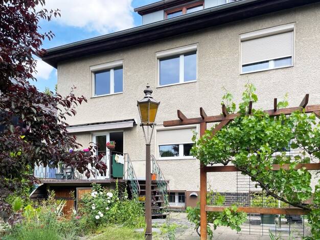 Mehrfamilienhaus zum Kauf 869.000 € 7 Zimmer 180 m² 799 m² Grundstück Lindenberger Straße 8 Niederschönhausen Berlin 13156
