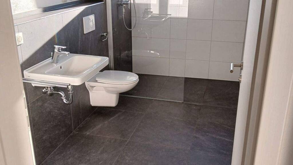 Studio zur Miete 430 € 1 Zimmer 37 m² 2. Geschoss frei ab sofort Anton-Brandl-Platz 5 Aidenbach 94501