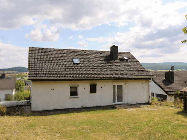 Einfamilienhaus zum Kauf 299.000 € 6 Zimmer 211,1 m² 753,1 m² Grundstück Heckershausen Ahnatal 34292