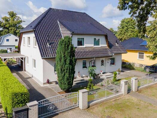 Mehrfamilienhaus zum Kauf 660.000 € 8 Zimmer 253 m² 747 m² Grundstück Werneuchen 16356