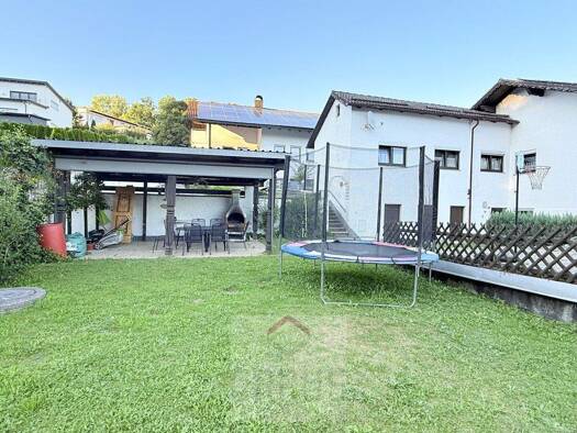Einfamilienhaus zum Kauf 287.000 € 10 Zimmer 200 m² 668 m² Grundstück Deggendorf 94469