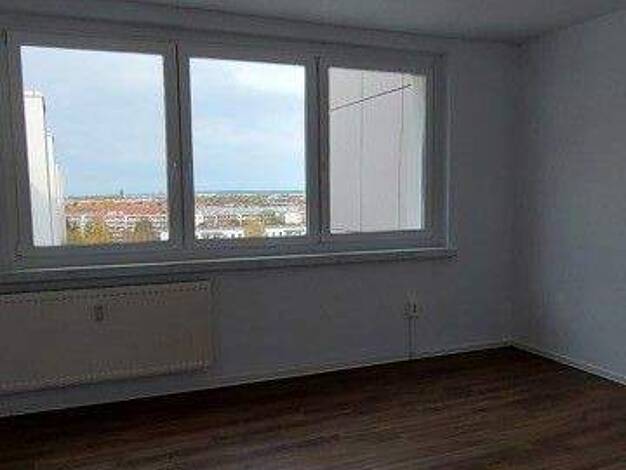 Wohnung zur Miete 622 € 3 Zimmer 79,9 m² 9. Geschoss frei ab 12.12.2025 Herzberger Str. 20 Prohlis-Nord Dresden 01239