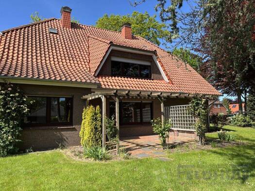 Wohnung zur Miete 780 € 5 Zimmer 117 m² frei ab 01.03.2026 Warsingsfehn Moormerland 26802