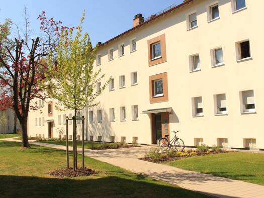 Wohnung zur Miete 754 € 3 Zimmer 68,6 m² 1. Geschoss frei ab 01.08.2026 Altenmarkter Straße 2 Schwarzau Trostberg 83308
