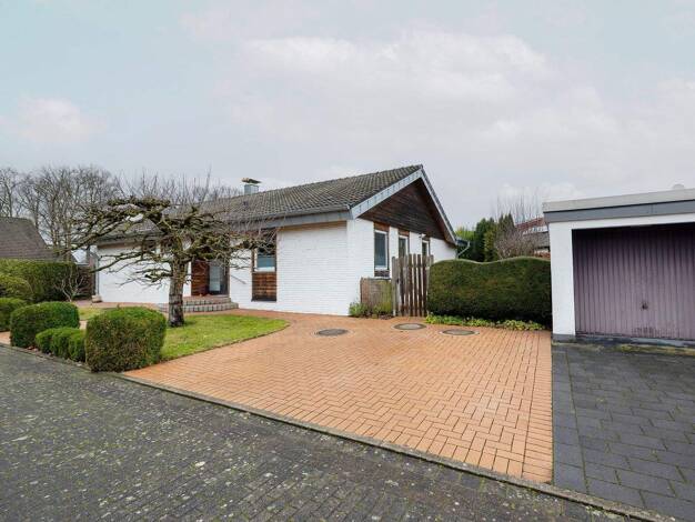 Bungalow zum Kauf 455.000 € 4 Zimmer 124,6 m² 882 m² Grundstück Stukenbrock Schloß Holte-Stukenbrock 33758