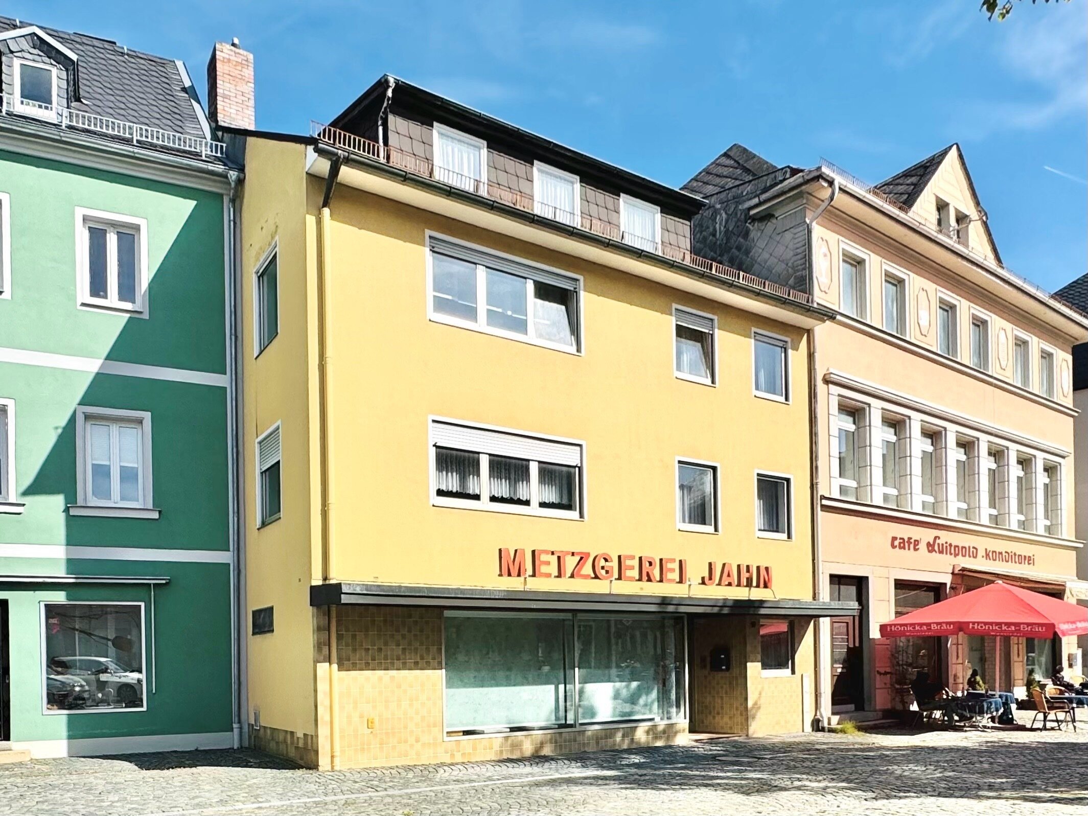 Mehrfamilienhaus zum Kauf 259.000 € 17 Zimmer 250 m²<br/>Wohnfläche 334 m²<br/>Grundstück Wunsiedel Wunsiedel 95632