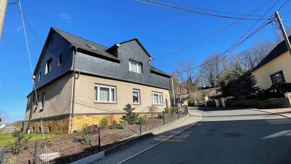 Einfamilienhaus zum Kauf 269.000 € 6 Zimmer 195 m² 970 m² Grundstück Stollberg Stollberg/Erzgebirge 09366