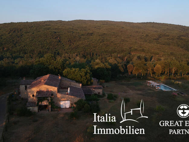 Bauernhaus zum Kauf 1.790.000 € 18 Zimmer 683 m² 680.000 m² Grundstück Civitella Paganico 58045