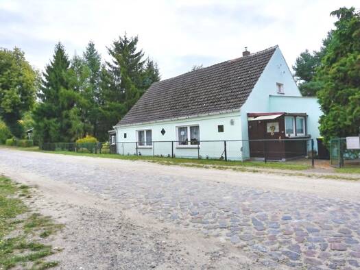 Einfamilienhaus zum Kauf provisionsfrei 119.000 € 6 Zimmer 124 m² 1.371 m² Grundstück Klosterwalde Templin 17268