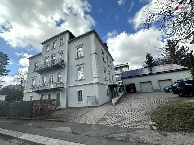 Haus zum Kauf 979.000 € 24 Zimmer 655 m² 990 m² Grundstück Freiberg Freiberg 09599