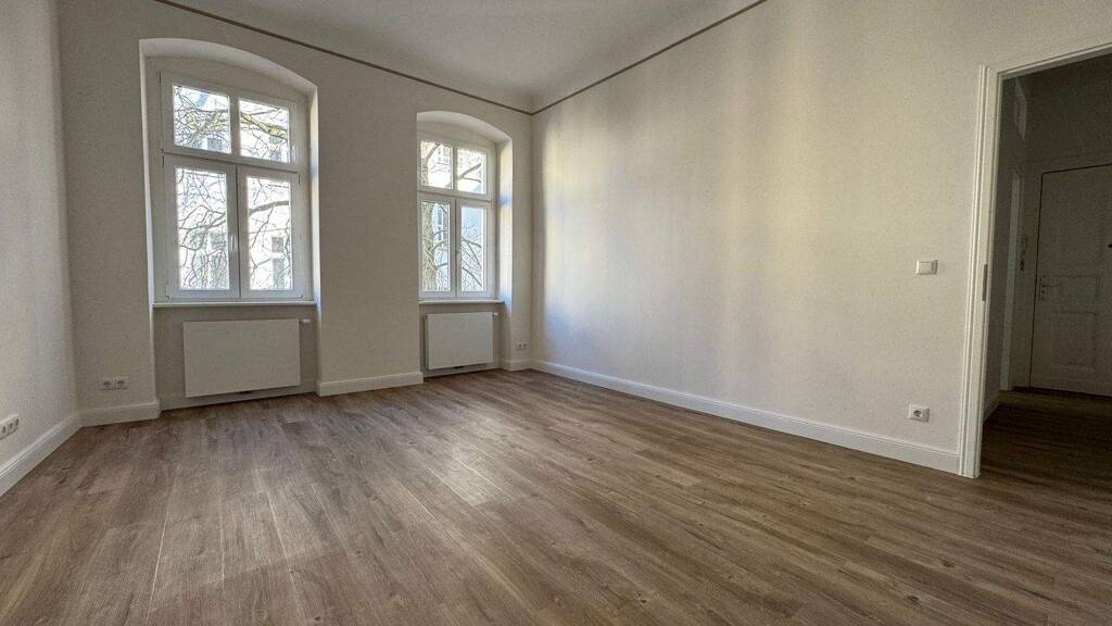 Studio zum Kauf 219.000 € 1 Zimmer 38 m² 2. Geschoss frei ab sofort Berthelsdorfer Straße 11 Neukölln Berlin 12043