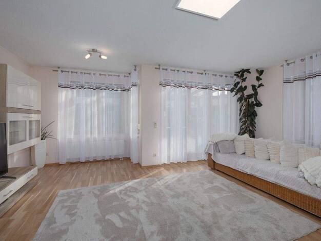 Wohnung zum Kauf 325.000 € 4 Zimmer 106 m² EG Conweiler Straubenhardt 75334