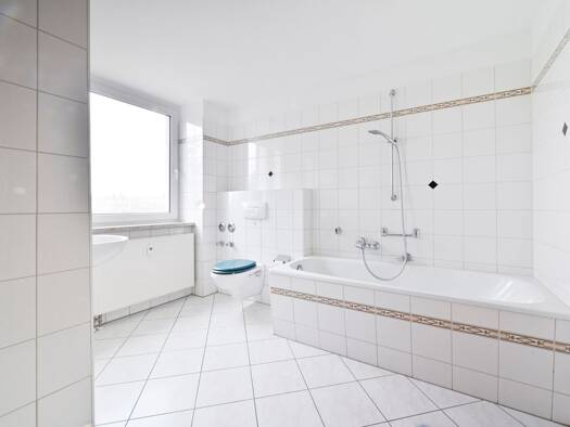 Wohnung zur Miete 330 € 2 Zimmer 50,6 m² 1. Geschoss Oberplanitz Zwickau 08064