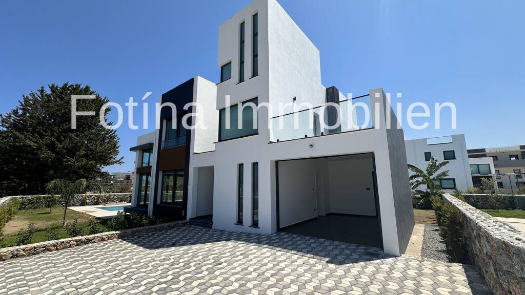 Villa zum Kauf - Erstbezug provisionsfrei 580.000 € 4,5 Zimmer 220 m² 550 m² Grundstück frei ab sofort Karsiyaka, Girne