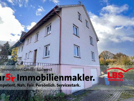 Doppelhaushälfte zum Kauf 220.000 € 7 Zimmer 140 m² 616 m² Grundstück Schwandorf Neuhausen 78579