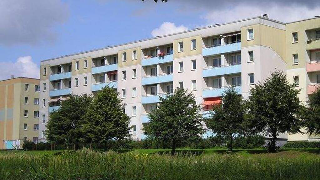 Wohnung zur Miete 296 € 2 Zimmer 47,2 m² frei ab 01.04.2026 Karl-Marx-Str. 14 Bützow 18246