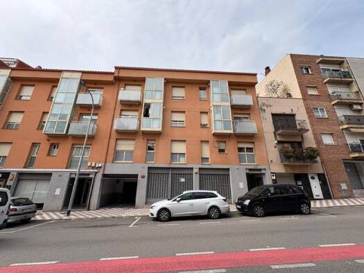 Haus zum Kauf 3 Zimmer 75 m² Francesc Macia 223-227 Esparreguera 08292