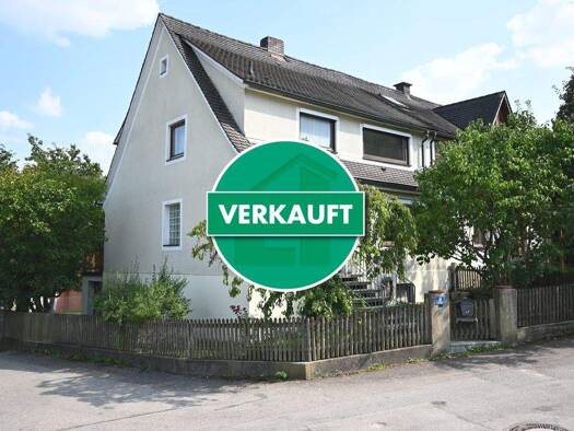 Doppelhaushälfte zum Kauf 235.000 € 4,5 Zimmer 107 m² 370 m² Grundstück Berching 92334