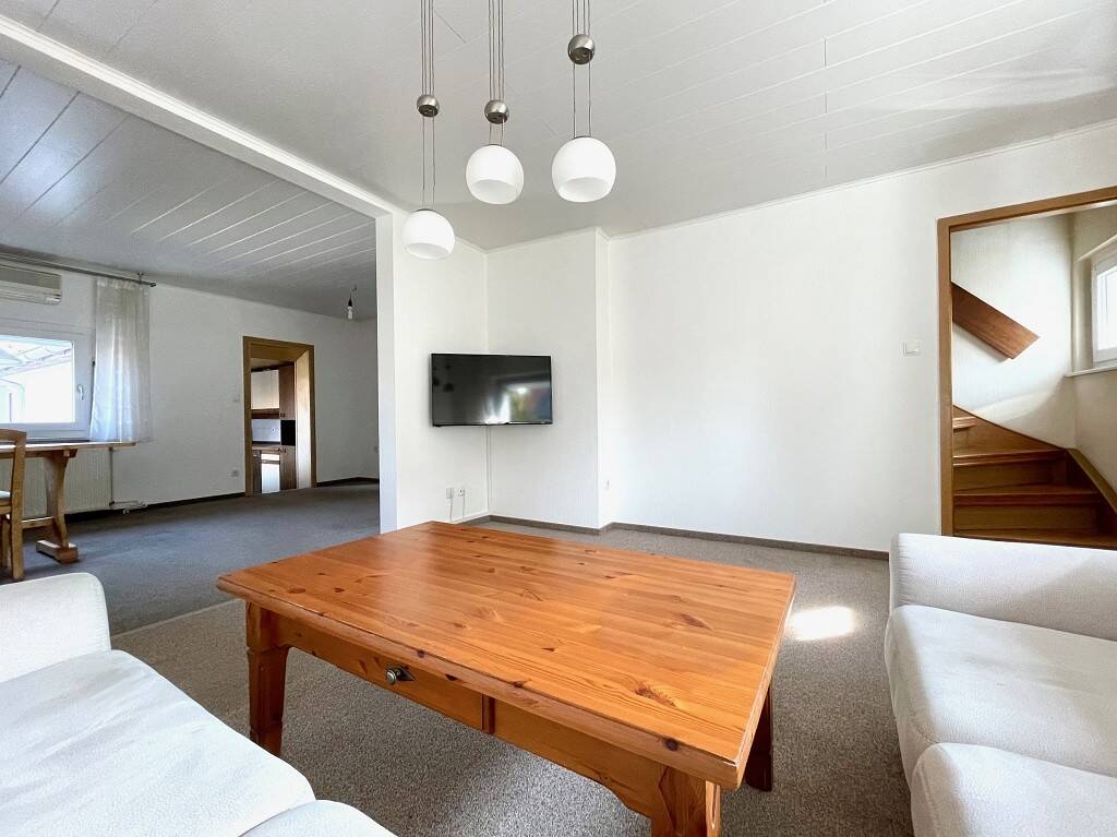 Stadthaus zum Kauf 443.000 € 5 Zimmer 138,4 m²<br/>Wohnfläche 197 m²<br/>Grundstück Mainz-Kostheim Mainz-Kostheim 55246