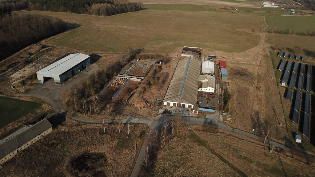 Bauernhof zum Kauf 37.000.000 CZK Dlouhý Újezd 34701