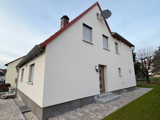 Einfamilienhaus zur Miete 2.450 € 7 Zimmer 136 m² 680 m² Grundstück frei ab 01.11.2026 Lauf Lauf an der Pegnitz 91207
