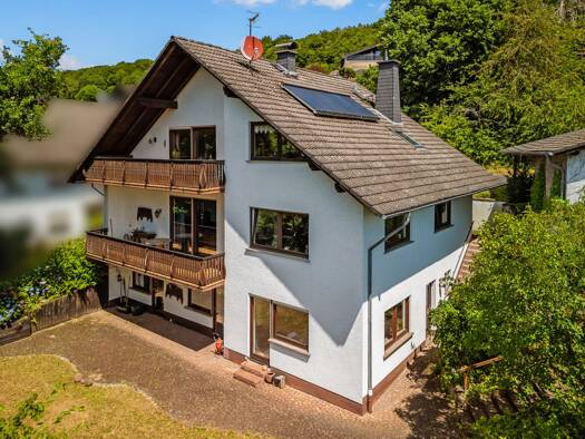 Einfamilienhaus zum Kauf 550.000 € 7 Zimmer 266 m² 1.066 m² Grundstück Haitz Gelnhausen 63571
