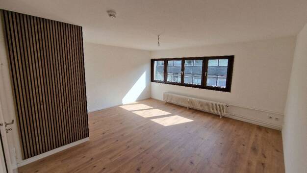 Wohnung zur Miete 390 € 1 Zimmer 40 m² 3. Geschoss frei ab 01.08.2025 Hohenstein 45 Rott Wuppertal 42283