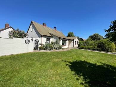 Haus zum Kauf 230.000 € 4,5 Zimmer 150 m² 2.125 m² Grundstück frei ab sofort Kuhstedt Gnarrenburg 27442
