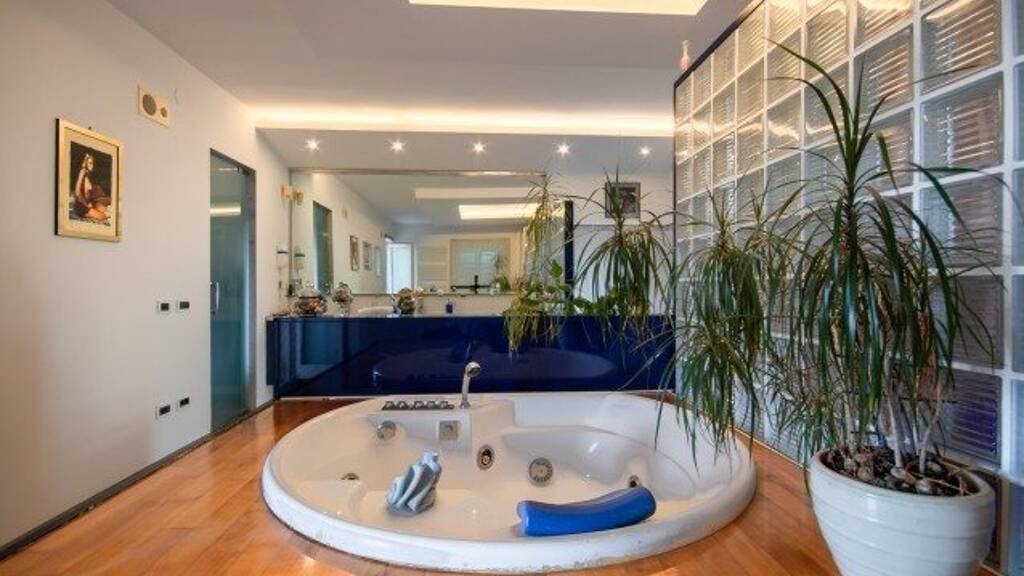 Wohnung zum Kauf 380.000 € 3 Zimmer 202 m² 1. Geschoss Umag 52470