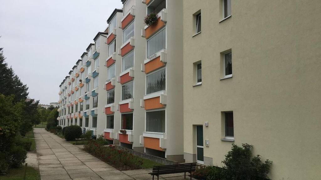 Wohnung zum Kauf 29.000 € 3 Zimmer 61,5 m² 3. Geschoss Oschatz 04758