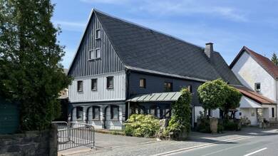 Mehrfamilienhaus zum Kauf 495.000 € 11 Zimmer 406,8 m² 1.452 m² Grundstück Bretnig Großröhrsdorf 01900