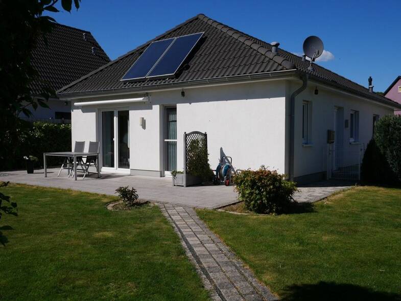 Bungalow zum Kauf 439.000 € 3,5 Zimmer 95,5 m² 558 m² Grundstück Garitz Bad Kissingen / Garitz 97688