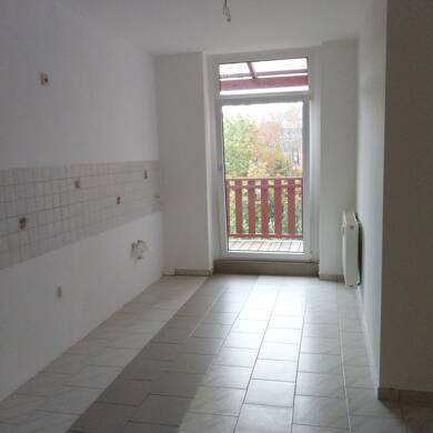 Wohnung zur Miete 400 € 3 Zimmer 77 m² EG frei ab sofort Heinrichstraße 1 Reichenbach Reichenbach 08468