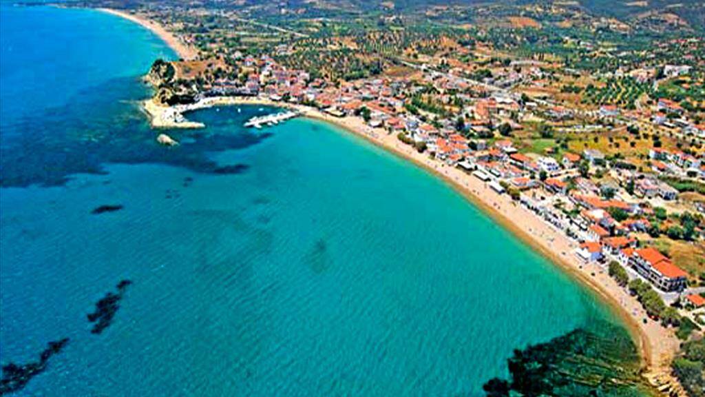 Land-/Forstwirtschaft zum Kauf 1.700.000 € 8.110 m² Grundstück Westpeloponnes