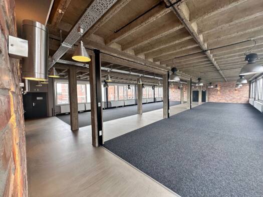 Bürofläche zur Miete provisionsfrei 11 € 376,7 m² Bürofläche teilbar ab 150 m² Nürnberg 90441