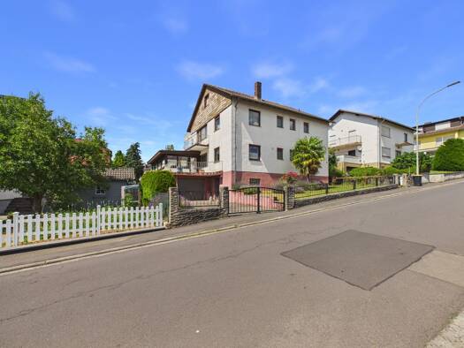 Mehrfamilienhaus zum Kauf 249.000 € 7 Zimmer 163,7 m² 759 m² Grundstück Ober-Schmitten Nidda 63667