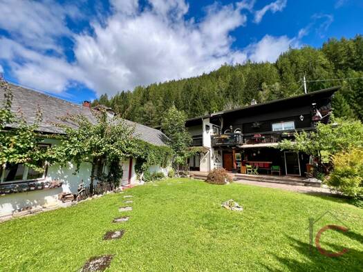 Mehrfamilienhaus zum Kauf - Erstbezug 438.000 € 10 Zimmer 219 m² 572 m² Grundstück Patergassen 9564