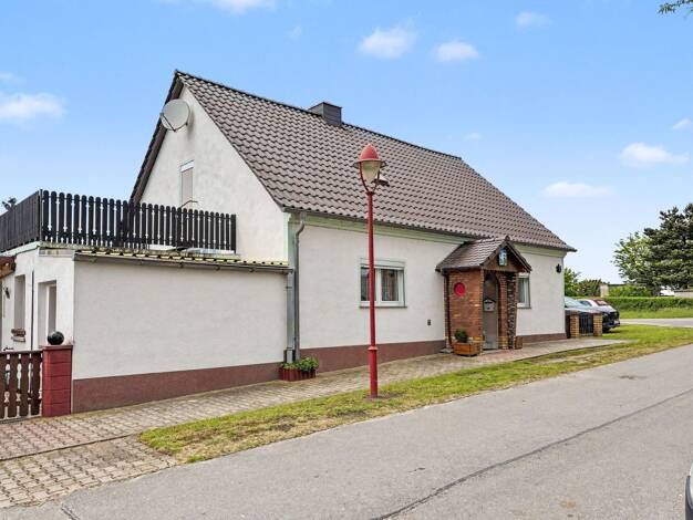 Einfamilienhaus zum Kauf 170.000 € 5 Zimmer 114 m² 322 m² Grundstück Kleinzerbst Bad Schmiedeberg 06905