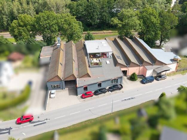 Haus zum Kauf 369.000 € 4 Zimmer 152 m² 1.381 m² Grundstück Schwarzenberger Straße 17 Grünstädtel Schwarzenberg/Erzgeb. 08340