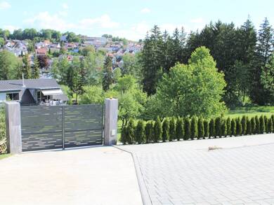 Villa zum Kauf 10 Zimmer 314 m² 1.935 m² Grundstück frei ab 01.10.2025 Leinzell Leinzell 73575